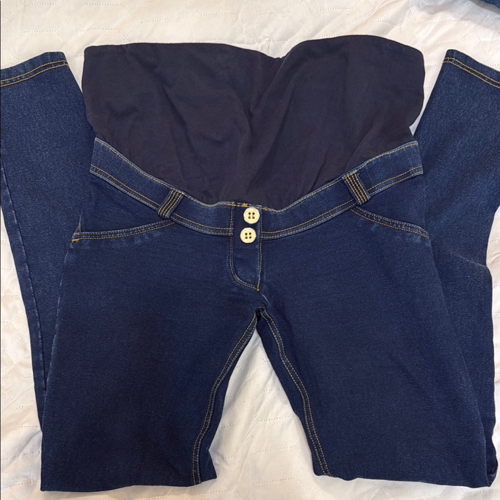 Freddy WR UP Maternity Jeans 💙